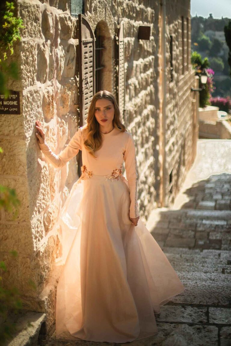 דבורה ולס - SOLANDRA השכרת שמלות ערב 1