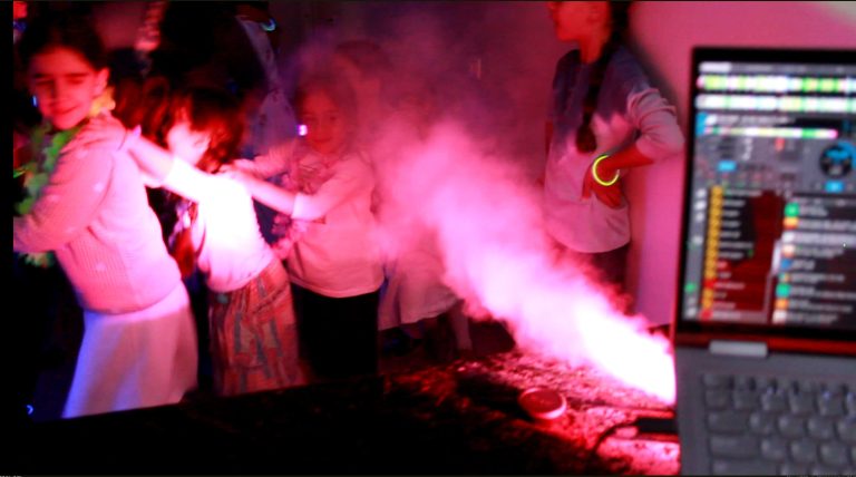 אסתי שפריי - דיג׳יי לנשים צילום מסך 2026-01-05 141502